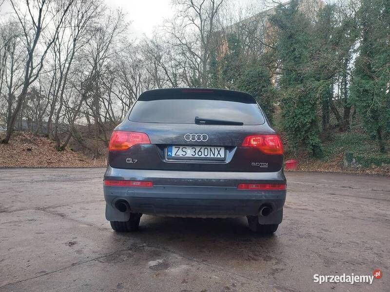 Używany Audi Q7 2007 Czarny SUV