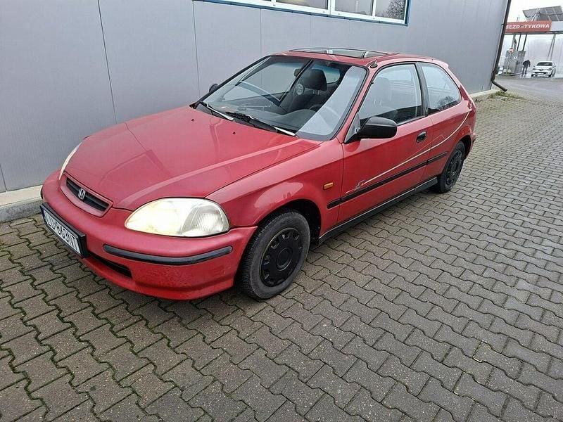 Używany Honda Civic 1997 Czerwony Hatchback