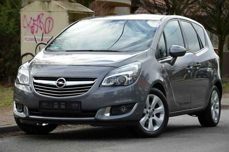 Używany Opel Meriva Cosmo 120 KM (88 kW) 2016 Szary Minivan