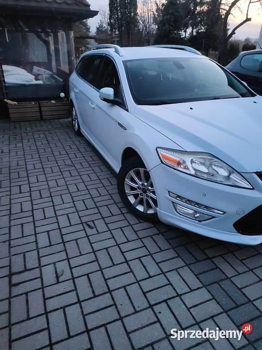 Biały Używany 2011 Ford Mondeo Kombi | 11 900 zł (Super Cena) - Obraz 1/4