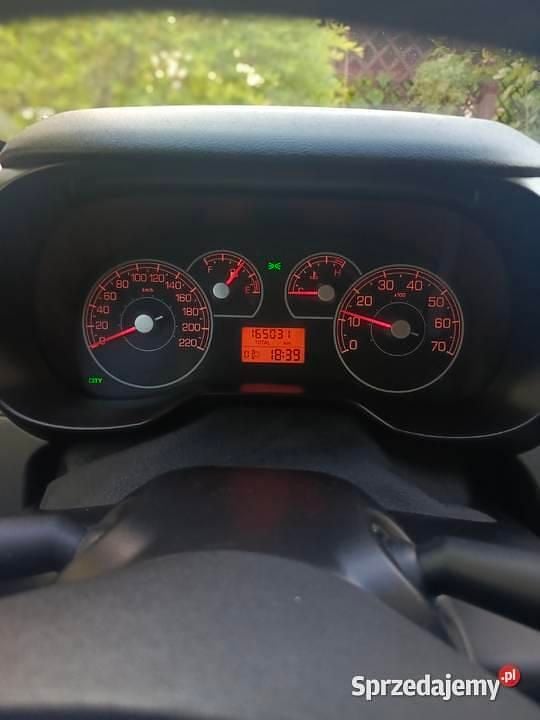 Używany 2008 Fiat Grande Punto Hatchback | 11 000 zł (Drogi) - Obraz 1/4