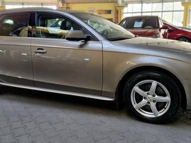 Złoty Używany 2010 Audi A4 Kombi | 34 400 zł - Obraz 1/3