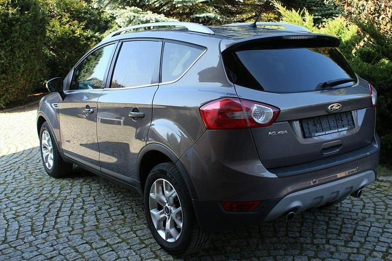 Używany Ford Kuga 140 KM (102 kW) 2012 Szary (metalik) SUV