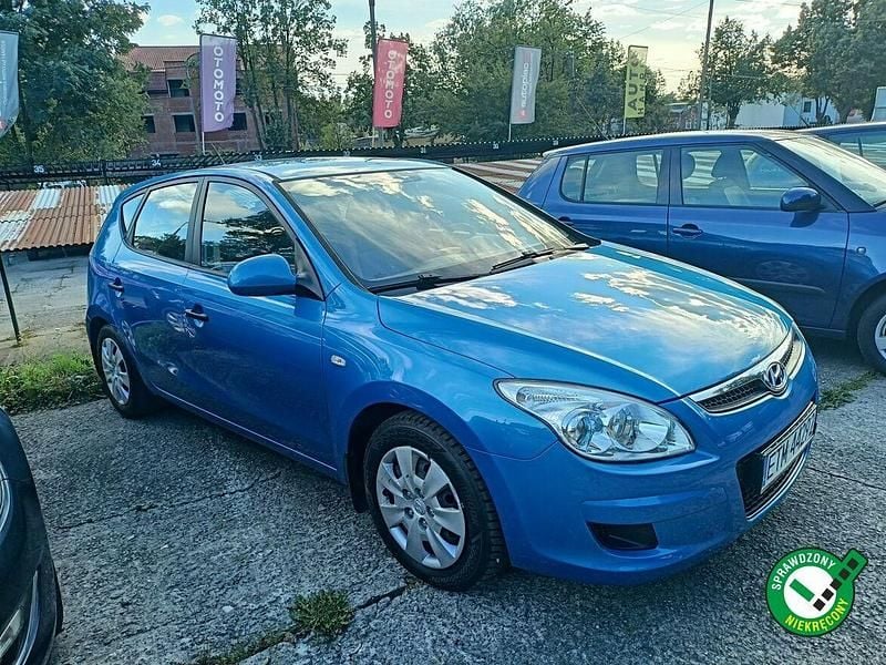 Niebieski Używany 2009 Hyundai i30 Hatchback | 14 500 zł (Uczciwa cena) - Obraz 1/4
