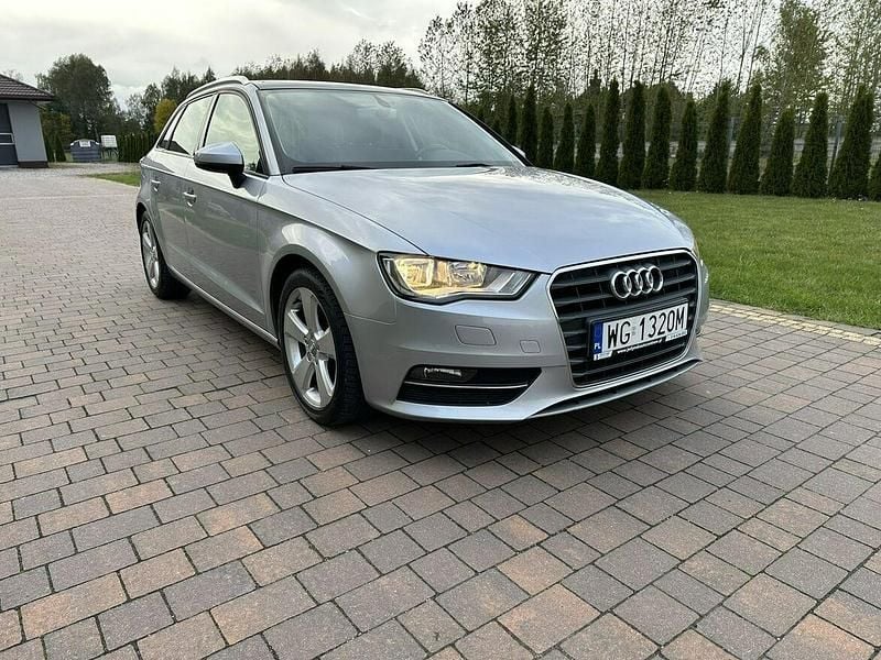 Srebrny Używany 2015 Audi A3 Hatchback | 39 500 zł (Dobra cena) - Obraz 1/4
