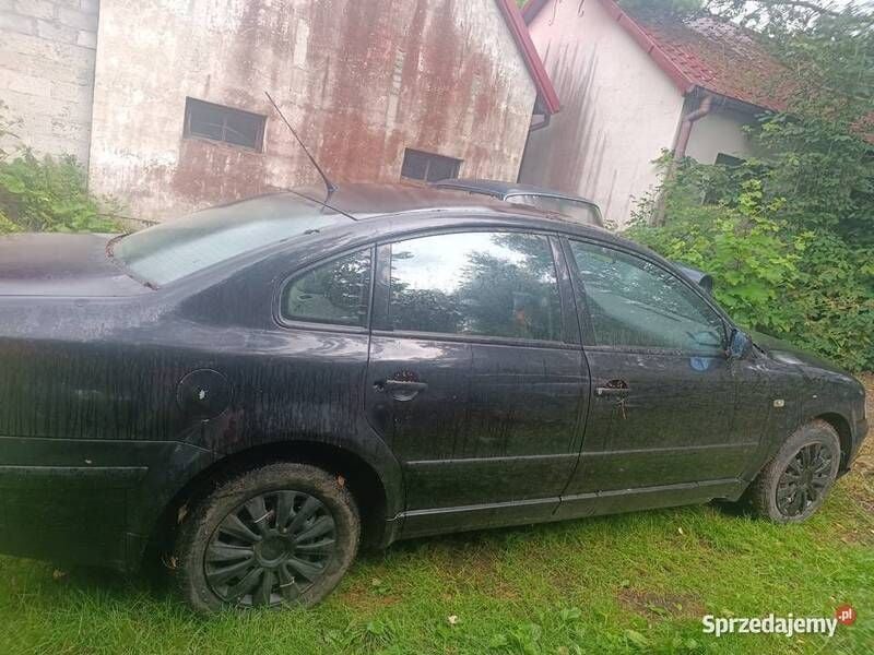 Używany VW Passat 1998 Czarny Sedan/Limuzyna