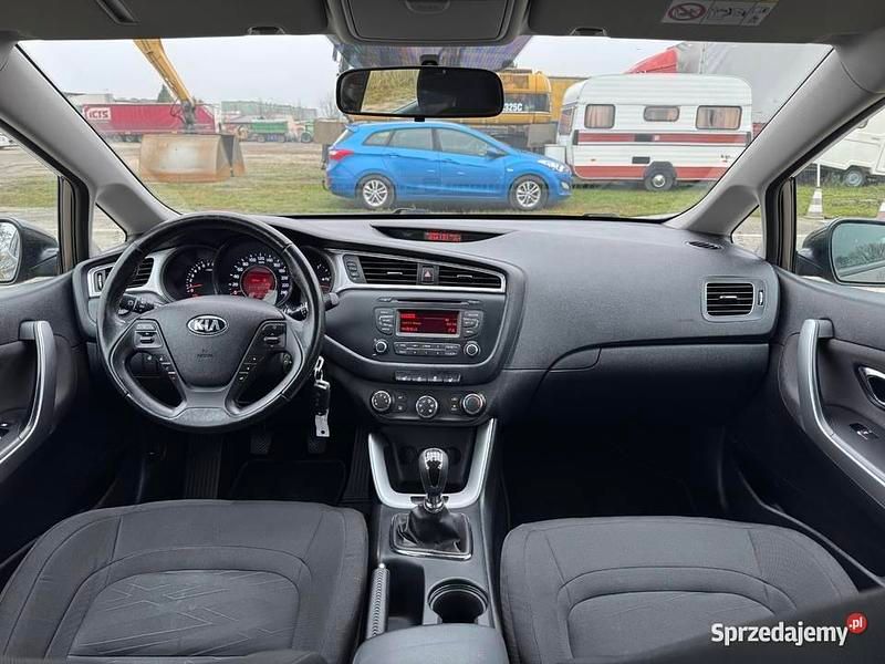 Brązowy Używany 2018 Kia Ceed Hatchback | 36 950 zł (Uczciwa cena) - Obraz 1/4