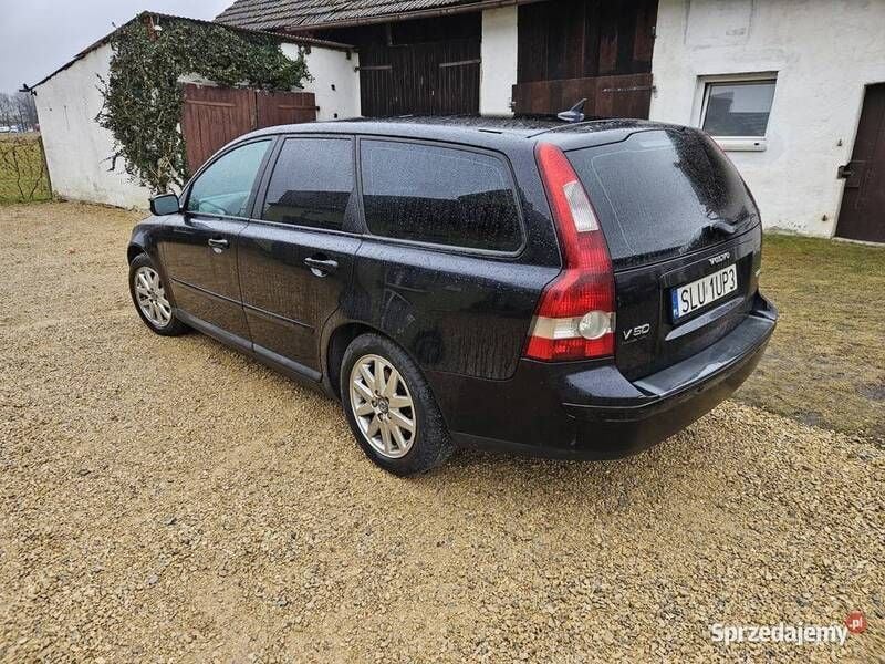 Używany Volvo V50 136 KM (100 kW) 2004 Czarny Kombi