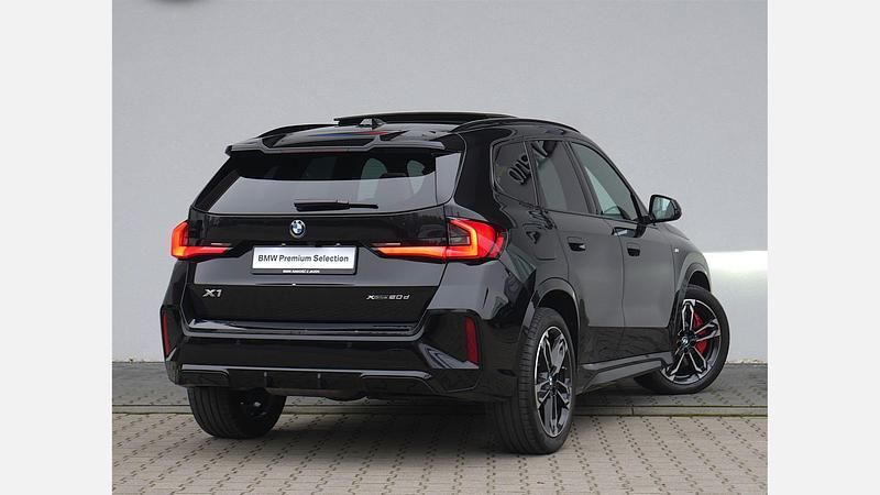 Używany BMW X1 Comfort Edition 150 KM (110 kW) 2025 Czarny szafir metalizowany SUV