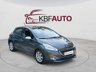 Używany Peugeot 208 Allure 82 KM (60 kW) 2013 Szary Hatchback