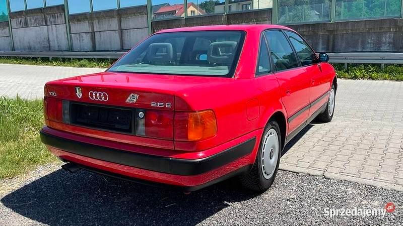 Używany Audi 100 1994 Czerwony Sedan/Limuzyna