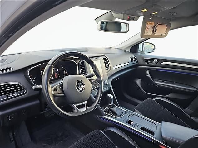 Używany Renault Mégane IV Intens 2020 Biały Sedan/Limuzyna