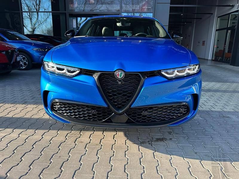 Używany Alfa Romeo Tonale Sprint 280 KM (205 kW) 2024 Lakier metalizowany niebieski  misano blue SUV