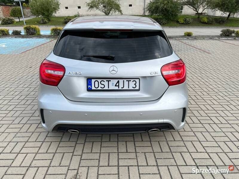 Używany 2015 Mercedes A180 Sedan/Limuzyna | 57 500 zł - Obraz 1/4