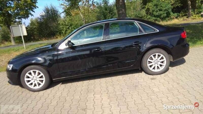 Używany Audi A4 2013 Czarny Sedan/Limuzyna