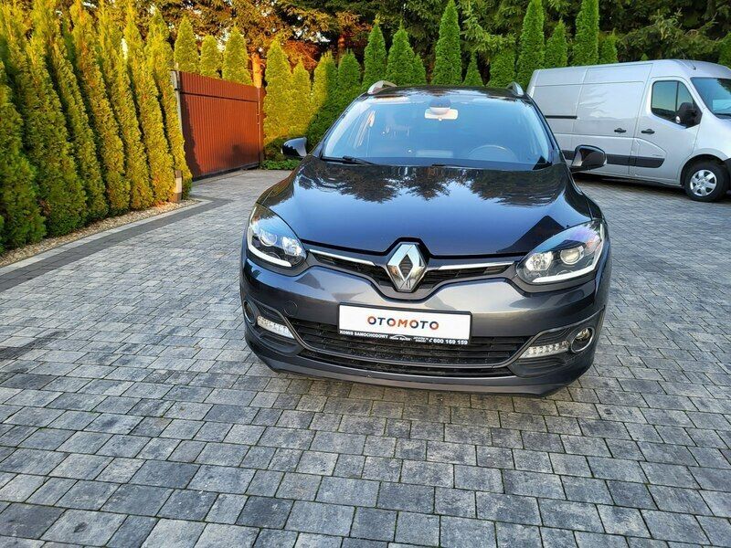 Używany Renault Mégane GrandTour Bose Edition 110 KM (80 kW) 2015 Grafitowy Kombi