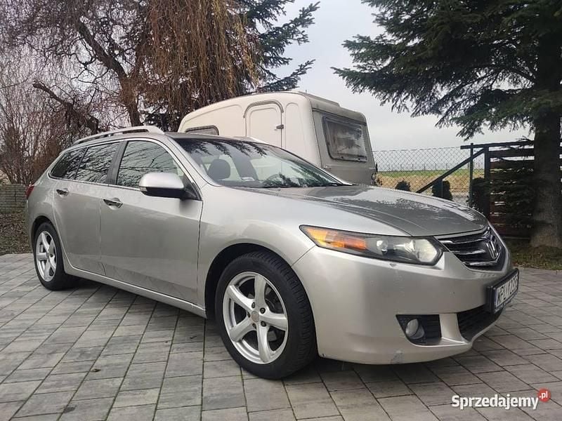 Używany Honda Accord 2009 Srebrny Kombi