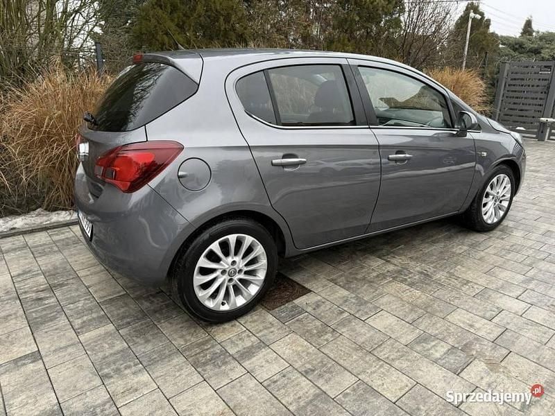Używany Opel Corsa 90 KM (66 kW) 2015 Szary (metalik) Hatchback