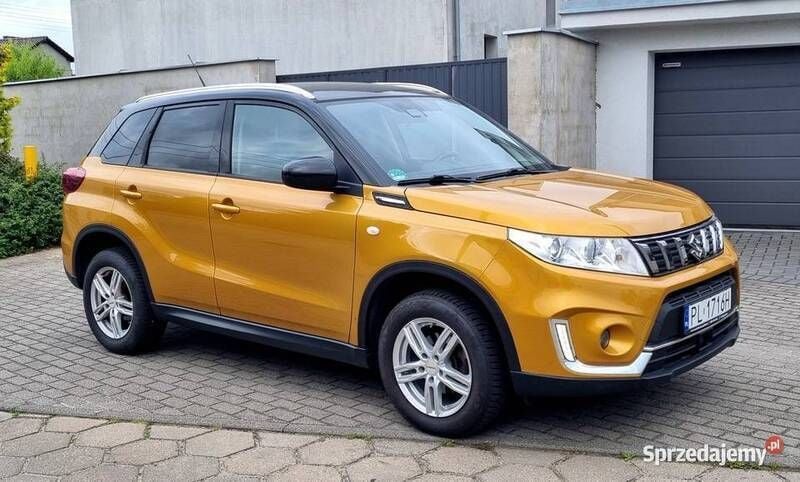 Złoty Używany 2019 Suzuki Vitara SUV | 67 900 zł (Dość drogi) - Obraz 1/4