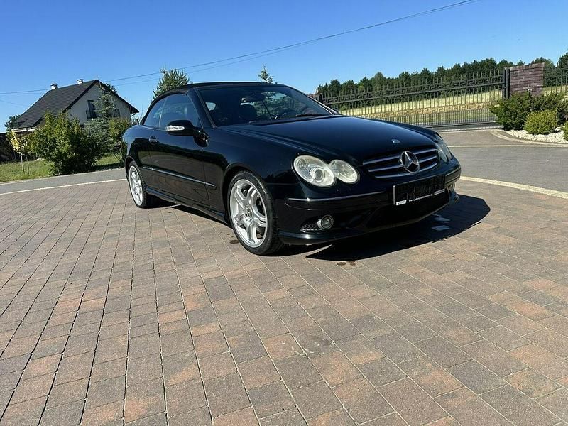 Czarny Używany 2006 Mercedes CLK55 AMG AMG Kabriolet | 65 800 zł - Obraz 1/4