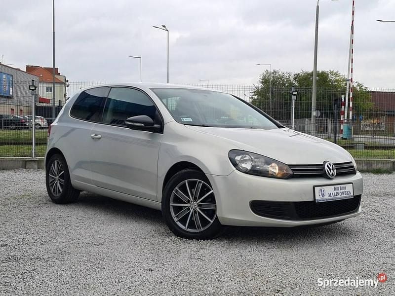 Używany VW Golf VI 105 KM (77 kW) 2009 Złoty Hatchback