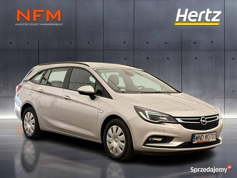 Używany Opel Astra Enjoy 136 KM (100 kW) 2019 Srebrny Kombi