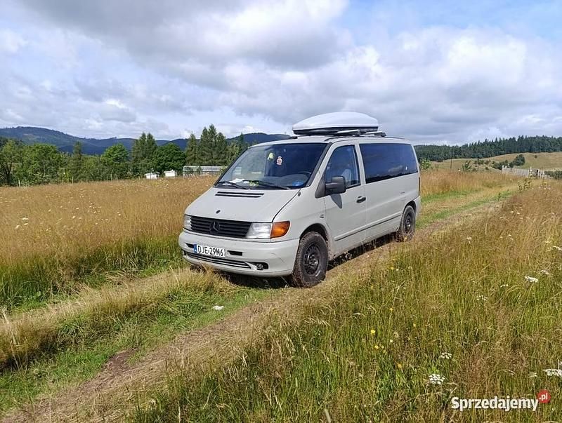 Używany 1999 Mercedes Vito Minivan | 12 500 zł - Obraz 1/4