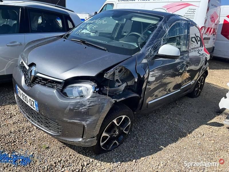 Szary Używany 2020 Renault Twingo Intens Hatchback | 18 500 zł - Obraz 1/4