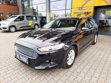 Czarny Używany 2018 Ford Mondeo Trend Sedan/Limuzyna | 57 900 zł - Obraz 1/4