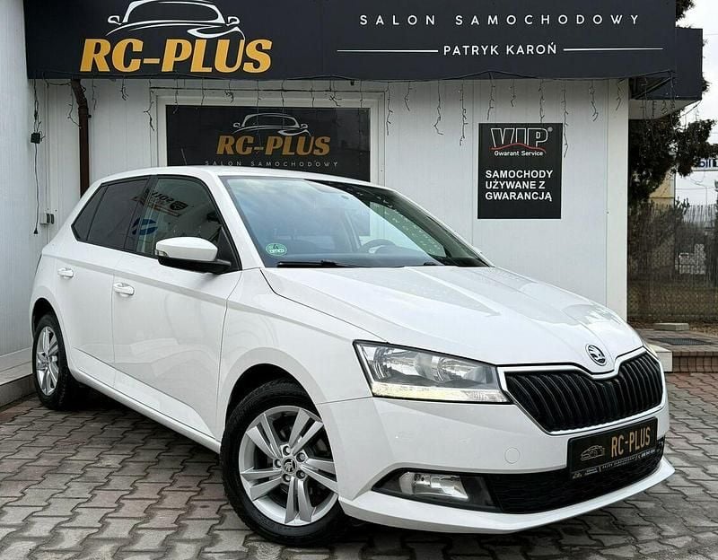 Używany Skoda Fabia 60 KM (44 kW) 2020 Biały (metalik) Hatchback