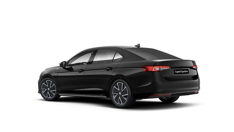 Czerń ebony metalizowany Nowe 2026 Skoda Superb SportLine | 214 500 zł (Dobra cena) - Obraz 1/3