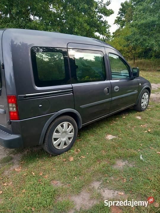 Używany 2004 Opel Combo Minivan | 7500 zł (Dobra cena) - Obraz 1/4
