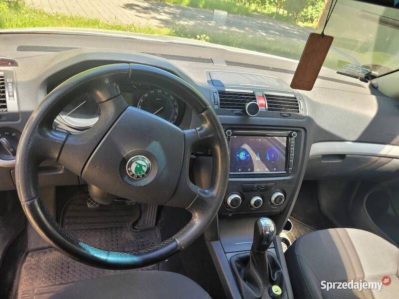 Srebrny Używany 2005 Skoda Octavia Sedan/Limuzyna | 5500 zł (Dobra cena) - Obraz 1/4