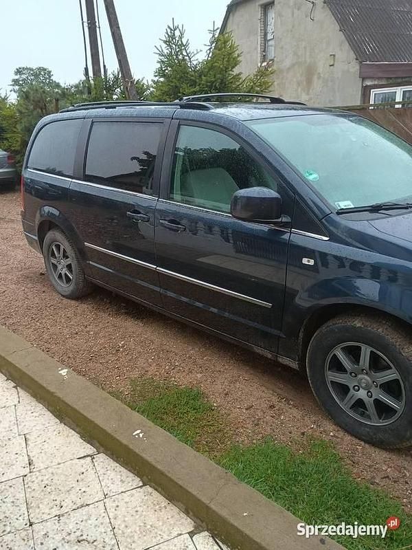 Używany 2008 Chrysler Grand Voyager Minivan | 23 400 zł - Obraz 1/4