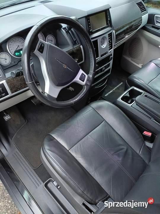 Używany Chrysler Grand Voyager Limited 2010 Minivan