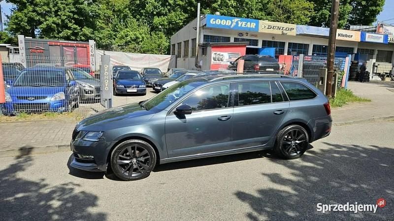 Grafitowy Używany 2019 Skoda Octavia Sedan/Limuzyna | 55 900 zł (Dość drogi) - Obraz 1/4