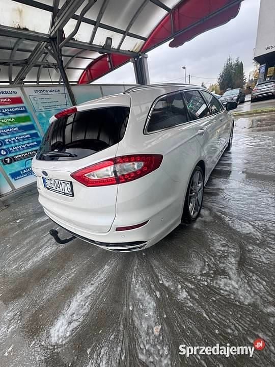 Używany Ford Mondeo Titanium 2016 Biały Kombi