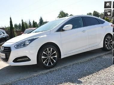 Biały (metalik, perła) Używany 2018 Hyundai i40 Sedan/Limuzyna | 48 800 zł (Uczciwa cena) - Obraz 1/4