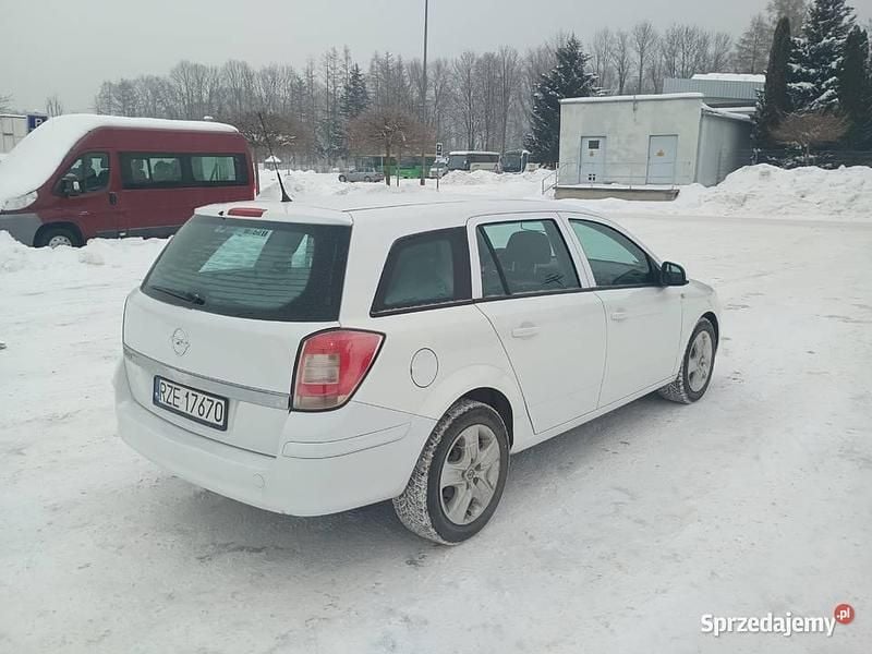 Używany Opel Astra 2010