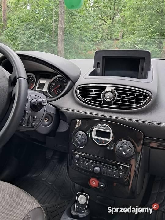 Używany Renault Clio IV 75 KM (55 kW) 2012