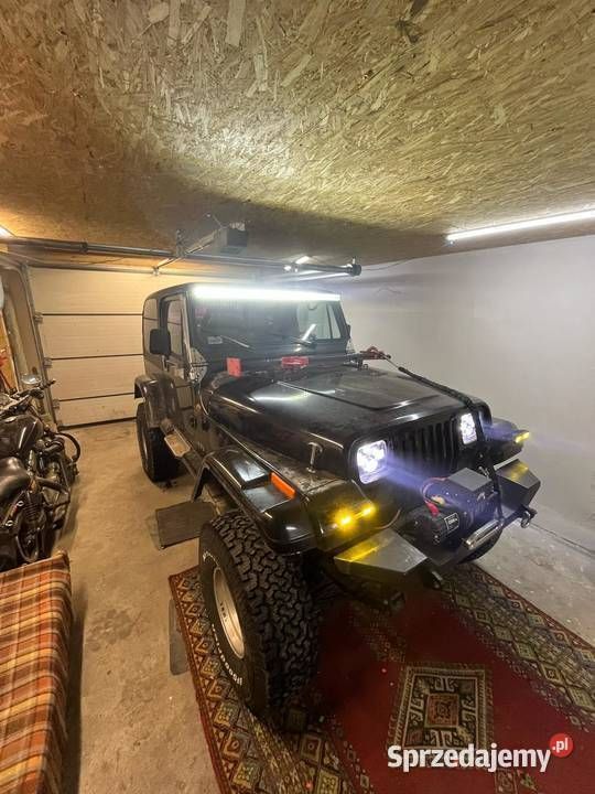 Czarny Używany 1990 Jeep Wrangler SUV | 69 000 zł - Obraz 1/4