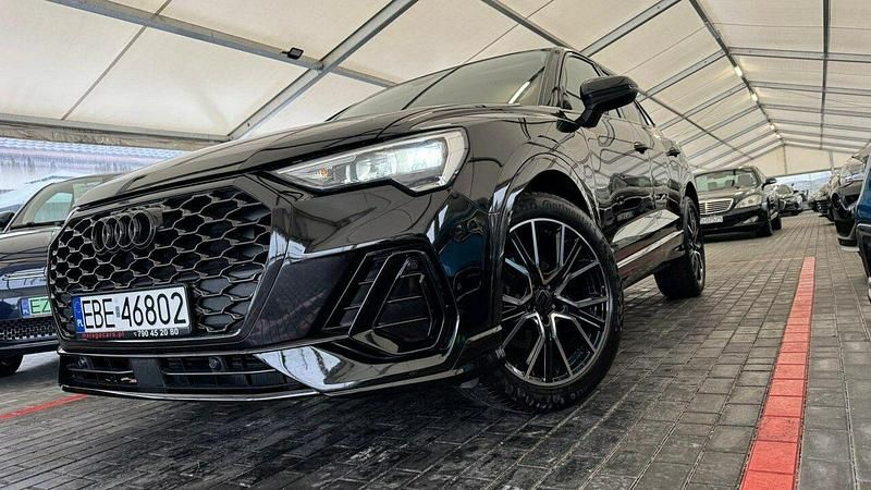 Używany Audi Q3 Sportback 150 KM (110 kW) 2021 Czarny SUV