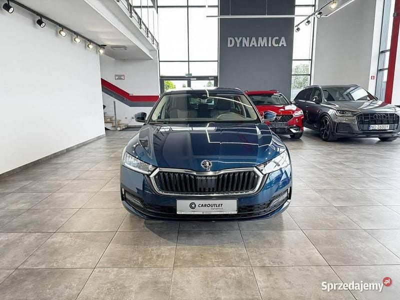 Niebieski Używany 2023 Skoda Octavia Ambition Sedan/Limuzyna | 95 900 zł (Uczciwa cena) - Obraz 1/3