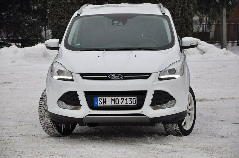 Używany Ford Kuga 163 KM (119 kW) 2014 Biały (metalik) SUV