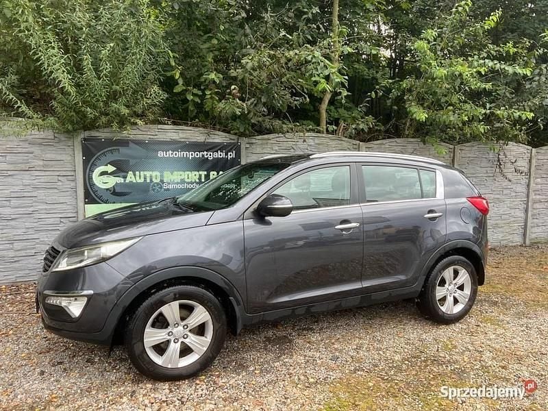 Szary Używany 2011 Kia Sportage SUV | 26 900 zł (Uczciwa cena) - Obraz 1/4