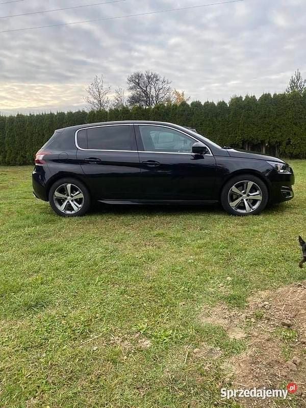 Używany Peugeot 308 GT-line 2016 Czarny Hatchback