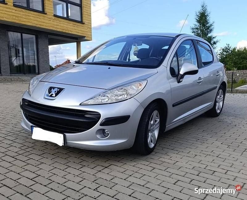 Srebrny Używany 2006 Peugeot 207 Hatchback | 8900 zł (Dość drogi) - Obraz 1/4