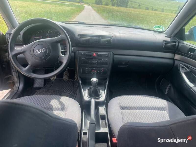 Używany 1999 Audi A4 | 2500 zł (Dobra cena) - Obraz 1/4
