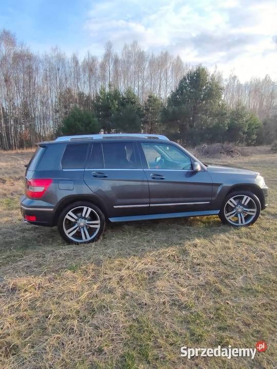 Używany 2010 Mercedes GLK350 SUV | 55 900 zł - Obraz 1/4