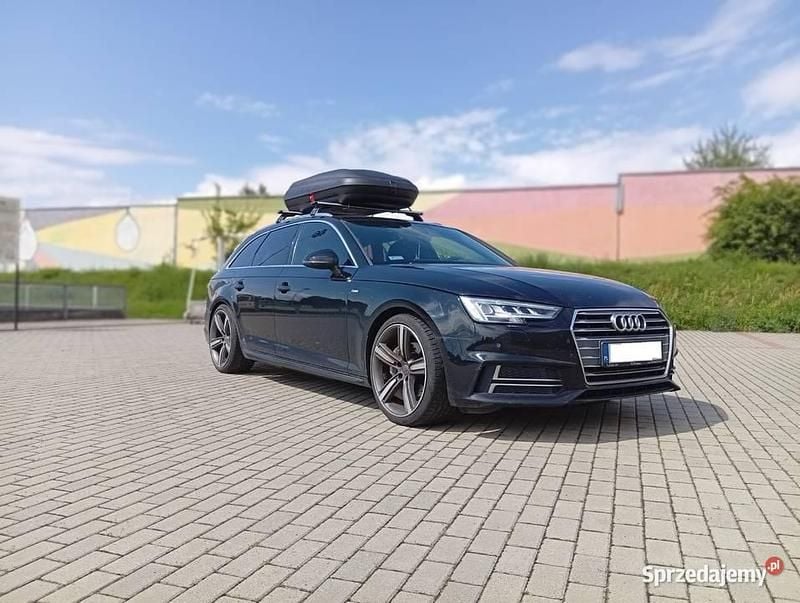 Używany 2018 Audi A4 S-Line Kombi | 95 000 zł - Obraz 1/4